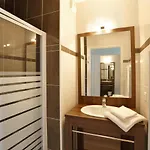 Goelia L'estacade קפברטון