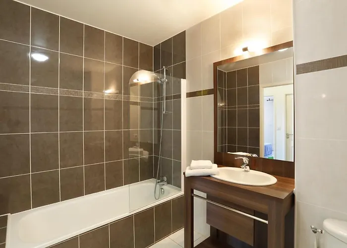 아파트호텔 Goelia L'estacade 카브레톤