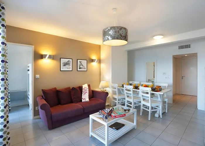 Goelia L'estacade 4* 카브레톤