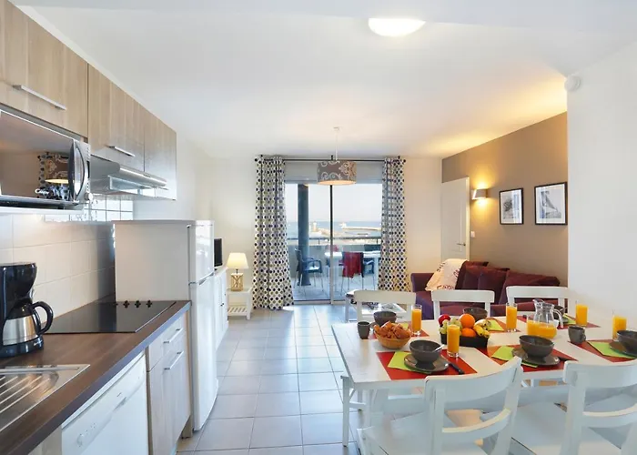 Goelia L'estacade 아파트호텔 4*