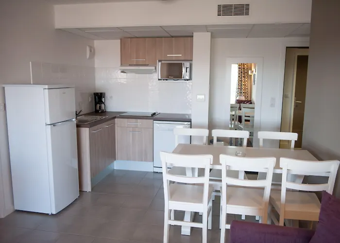 Goelia L'estacade 카브레톤