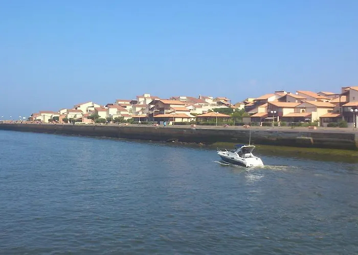 Goelia L'estacade 카브레톤